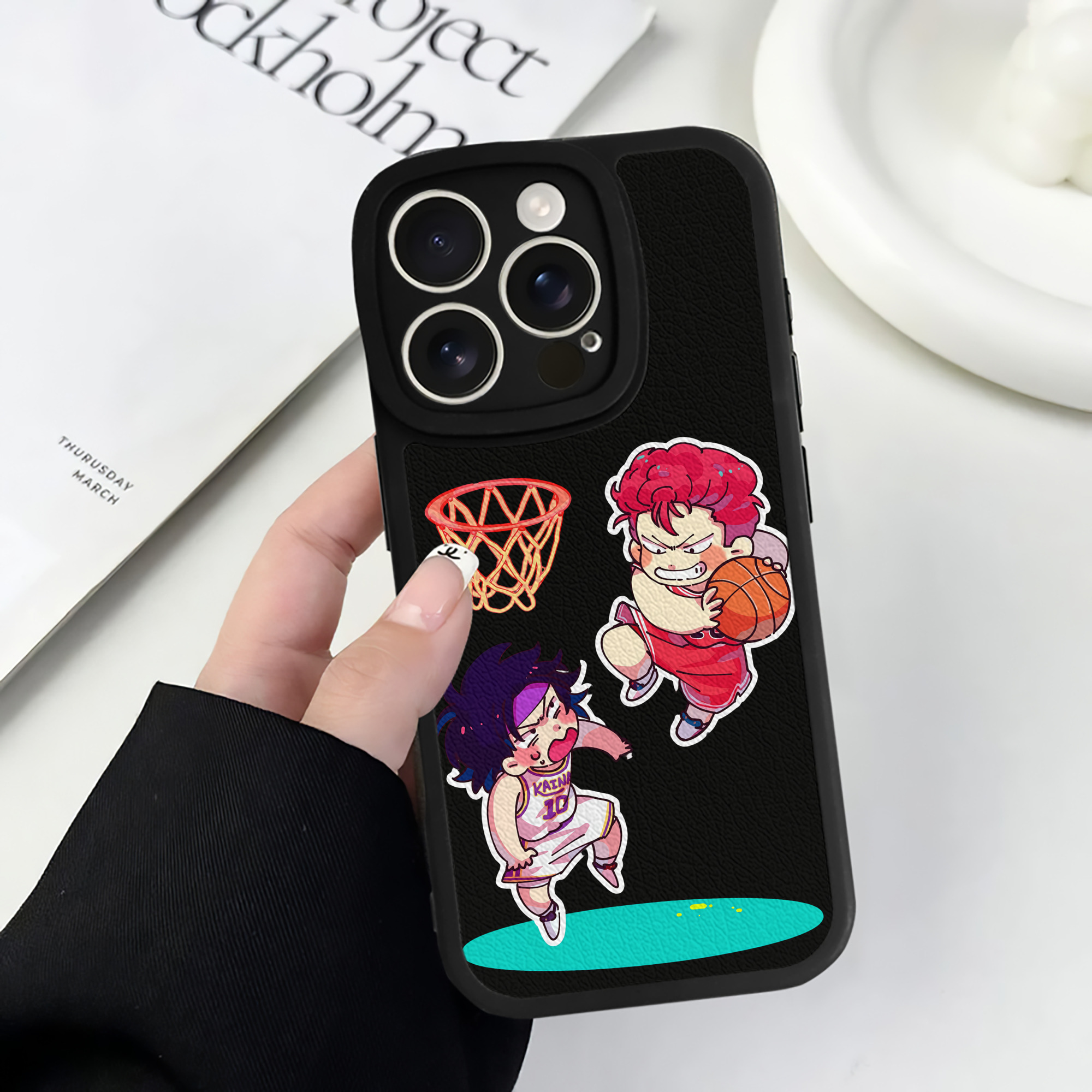 （画像用） SLAM DUNK／スラムダンク 【iPhone 16シリーズ対応】シリコンスマホケース（レザー調） 材質：シリコン
